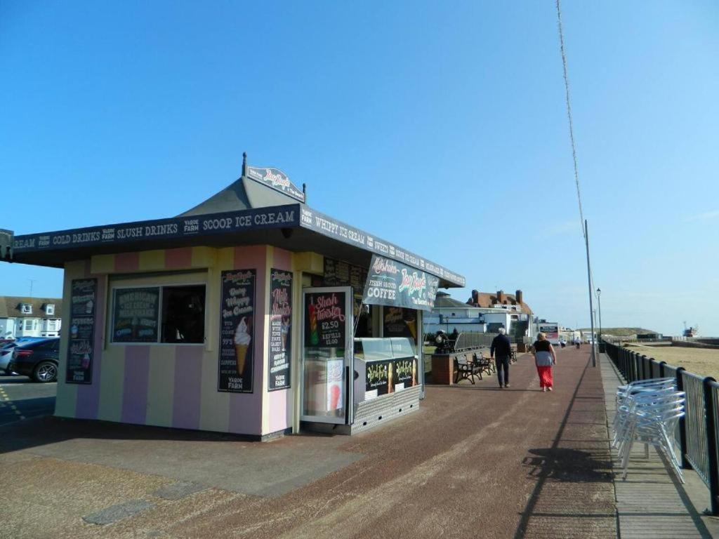 'Harbour View' On The River By Gorleston'S Award Winning Beach - Pet Free! المظهر الخارجي الصورة